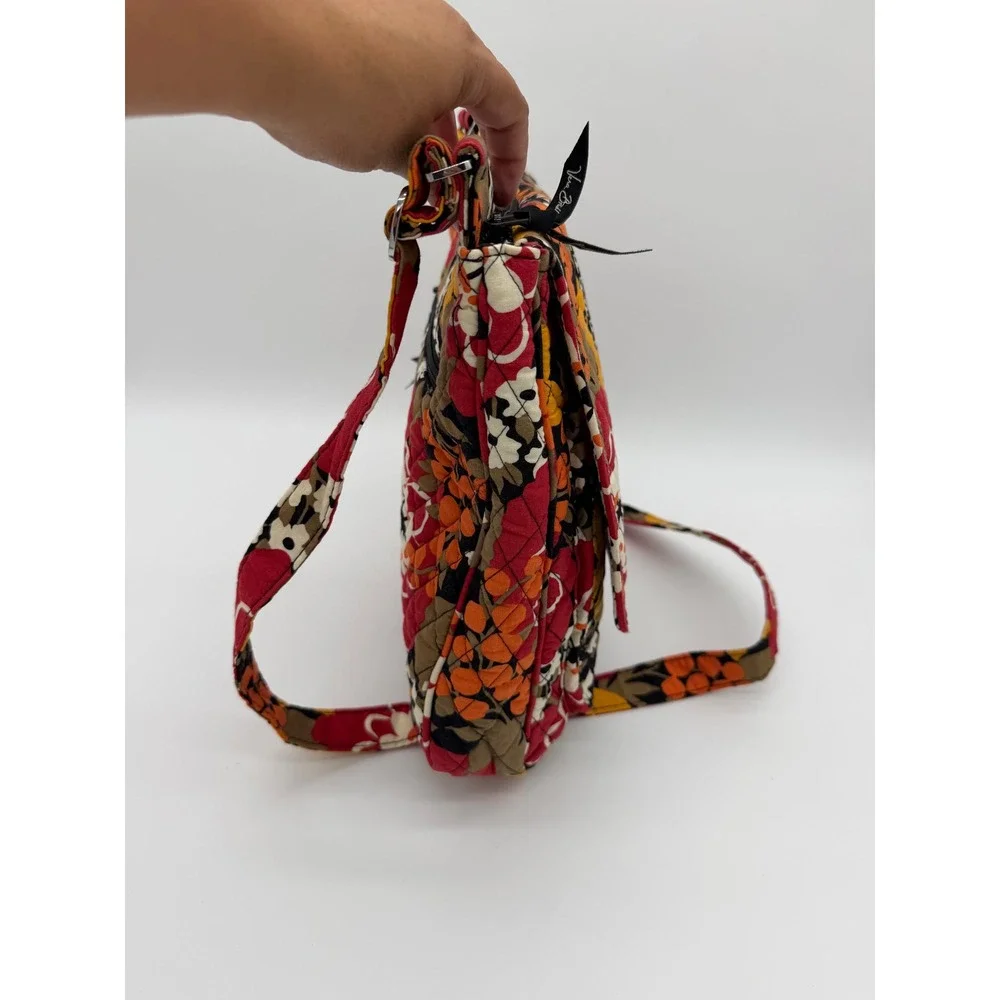 Vera Bradley‎ Bittersweet Messenger Bag Quilted Floral Purse 12x11